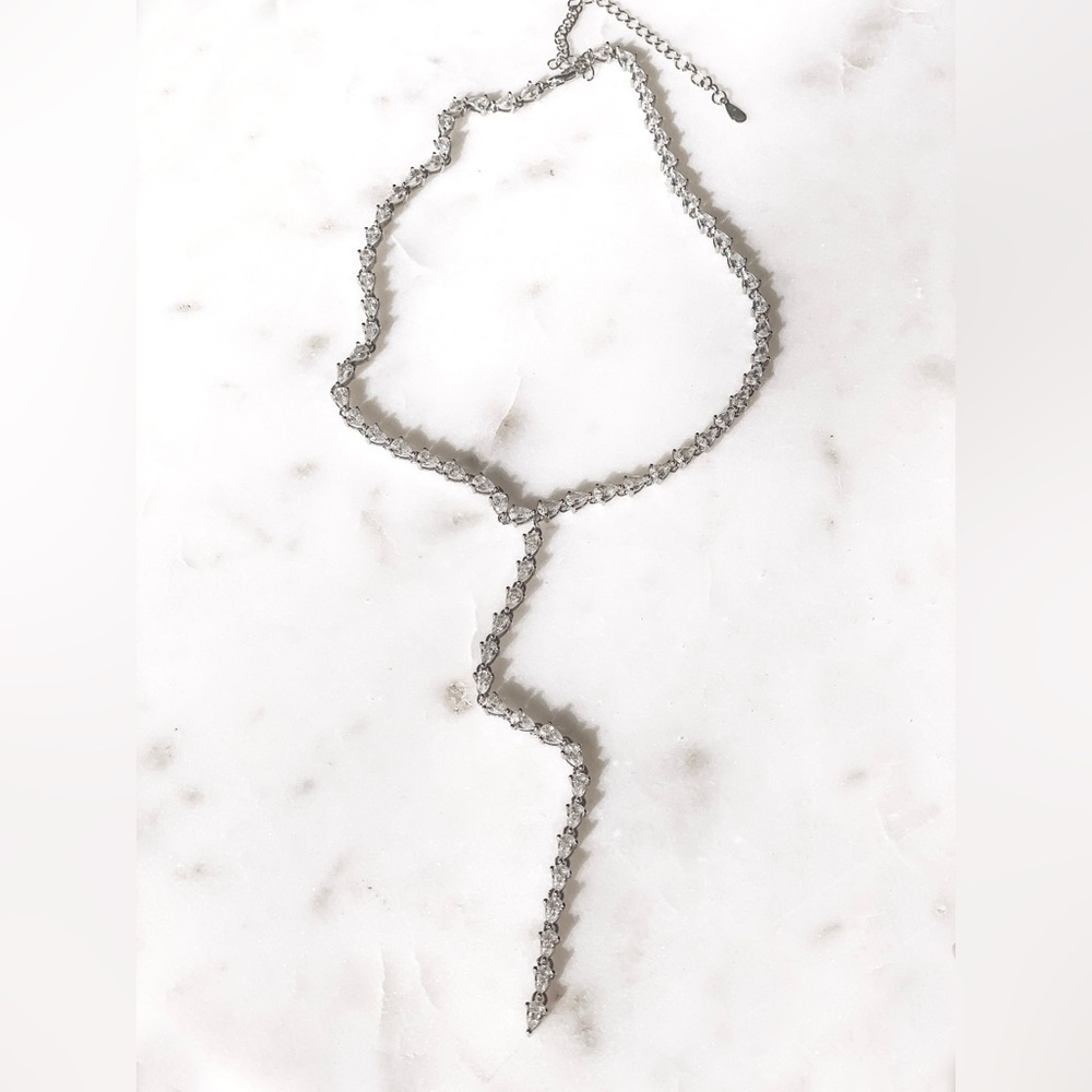 White Lily Jewelry Silver Plated Y-shaped Cubic Zirconia Necklace